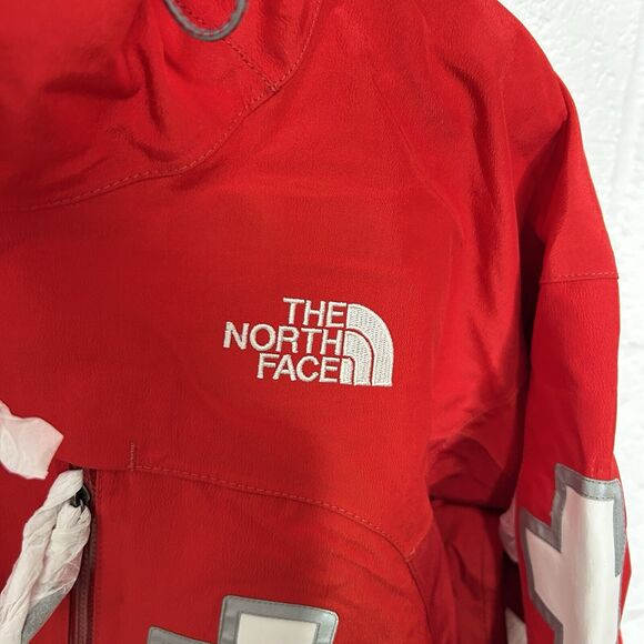 North Face TNF “Powder Patrol” Red Cross Light Gore-Tex 2024 - Picture 7 of 8